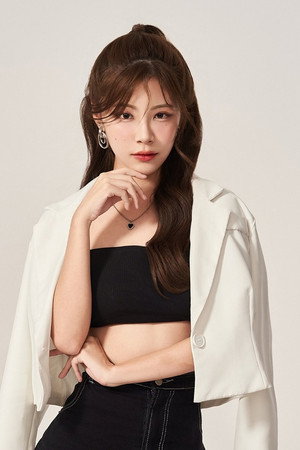 Benjanee Watcharavasoontara photo