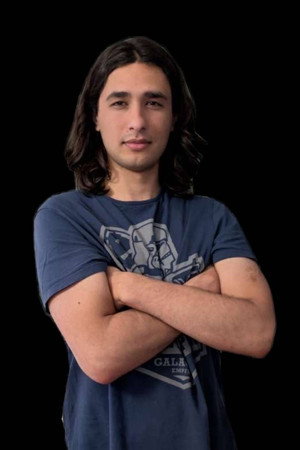 Photo of Yaël Messad from the Latest Netflix gallery