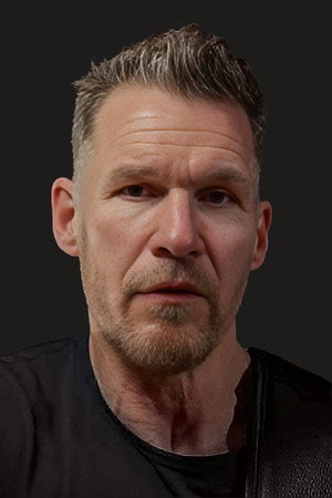 Photo of Tim Commerford from the Latest Netflix gallery