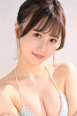 Photo of Momoka Izumi from the Latest Netflix gallery