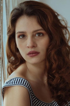 Lara Tremouroux photo