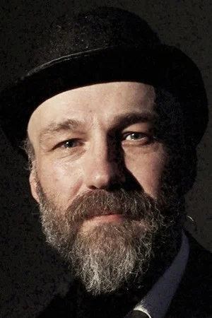 Photo of Antón Morales from the Latest Netflix gallery