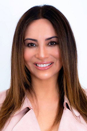 Photo of Myriam Hernández from the Latest Netflix gallery