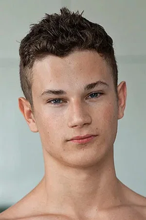 Photo of Yannis Paluan from the Latest Netflix gallery