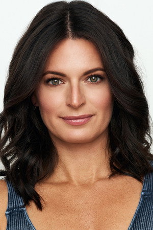 Photo of Jackie Burns from the Latest Netflix gallery