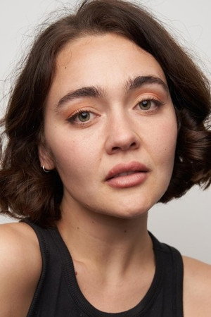 Photo of Jamie Taylor Ballesta from the Latest Netflix gallery