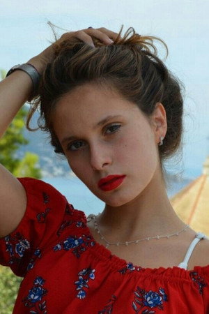 Photo of Arianna Becheroni from the Latest Netflix gallery