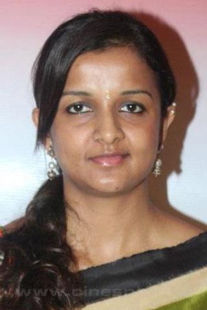 Kiruthiga Udhayanidhi photo