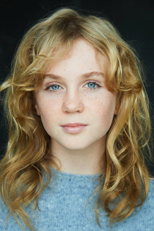 Ariel Donoghue photo