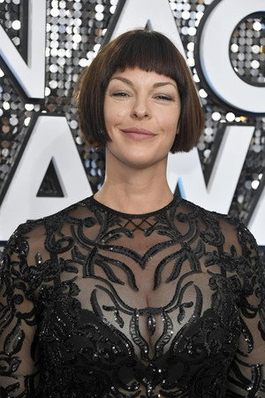 Pollyanna McIntosh photo