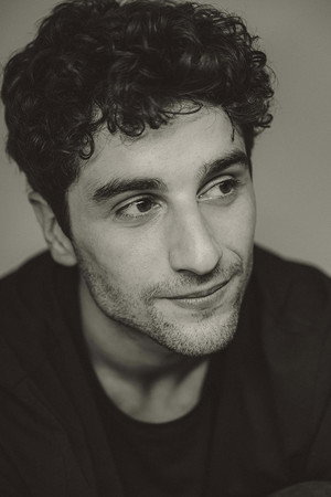 Photo of Agustín Della Corte from the Latest Netflix gallery