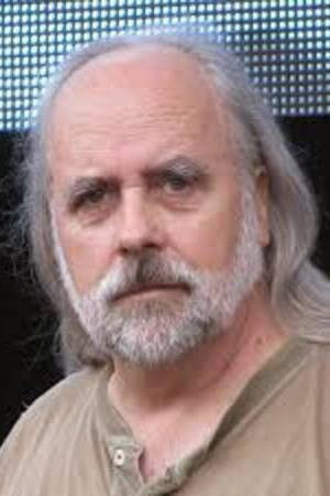 Photo of José Luis Valenzuela from the Latest Netflix gallery