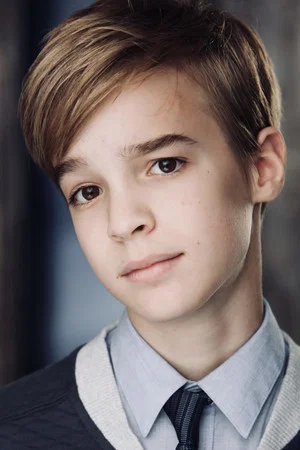 Photo of Mitchell Wray from the Latest Netflix gallery