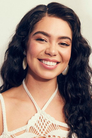 Auliʻi Cravalho photo