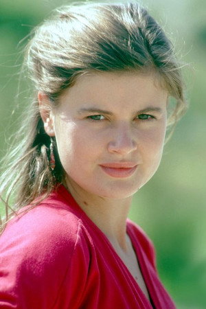 Sophie Aldred photo