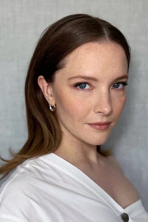 Photo of Morfydd Clark from the Latest Netflix gallery