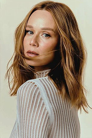 Mariana Ximenes photo