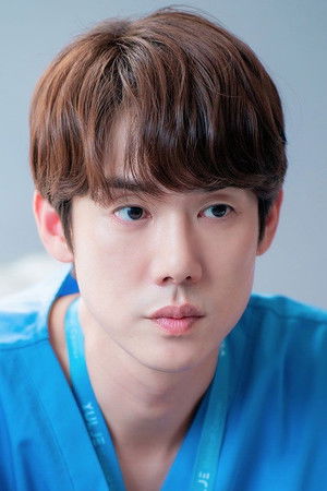 Yoo Yeon-seok photo