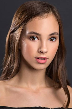 Photo of Brooklyn Hislop from the Latest Netflix gallery