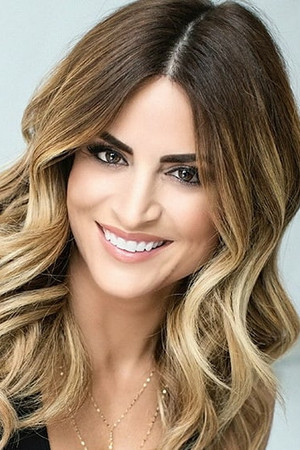 Alison Victoria photo