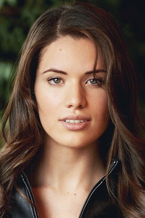 Photo of Daniela Barbosa from the Latest Netflix gallery
