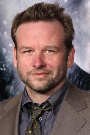 Dallas Roberts photo