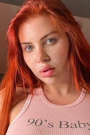 Photo of Amanda Nicole from the Latest Netflix gallery
