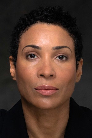 Photo of Annabelle Mandeng from the Latest Netflix gallery