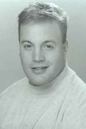 Photo of Kevin James from the Latest Netflix gallery