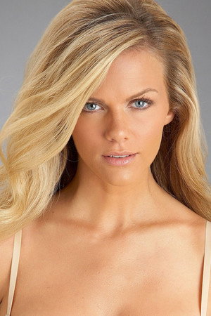 Brooklyn Decker photo