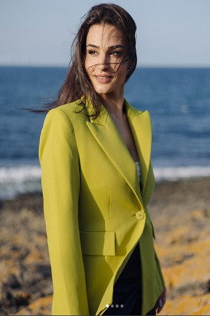 Asena Girişken photo