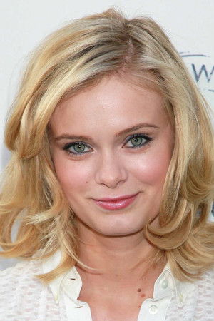Sara Paxton photo