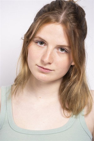 Photo of Chloé Barkoff-Gaillard from the Latest Netflix gallery