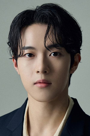 Photo of Shin Woo-bin from the Latest Netflix gallery