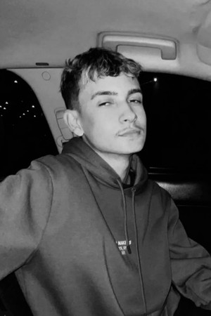 Photo of Bryan Degan from the Latest Netflix gallery