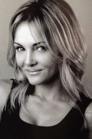 Photo of Jennifer Campbell from the Latest Netflix gallery