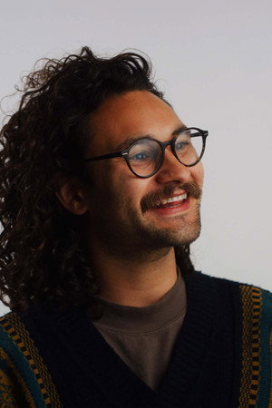 Photo of Elliott de Neve from the Latest Netflix gallery