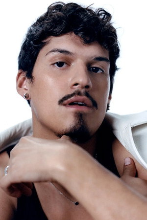 Photo of Omar Apollo from the Latest Netflix gallery