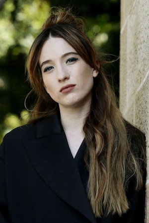 Sophie Lowe photo