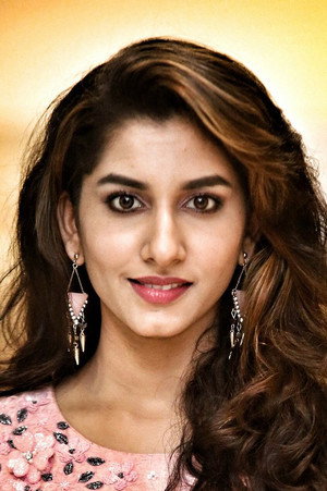 Vishnu Priya Bhimeneni photo