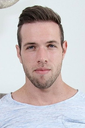 Photo of Alex Mecum from the Latest Netflix gallery
