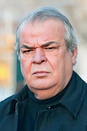 Photo of Cengiz Sezici from the Latest Netflix gallery
