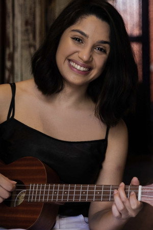 Photo of Jennifer Franco from the Latest Netflix gallery