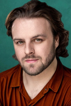 Photo of Dan Holloway from the Latest Netflix gallery