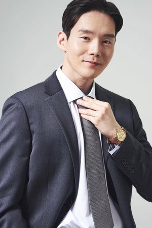 Photo of Jin Si-won from the Latest Netflix gallery