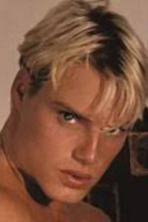 Photo of Sean Diamond from the Latest Netflix gallery