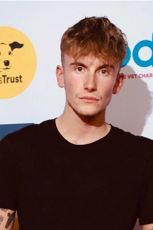 Photo of Lewis Santer from the Latest Netflix gallery