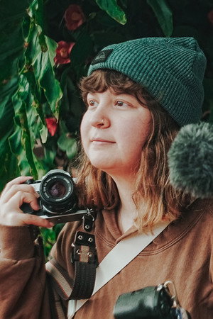 Photo of Chloé Gard from the Latest Netflix gallery