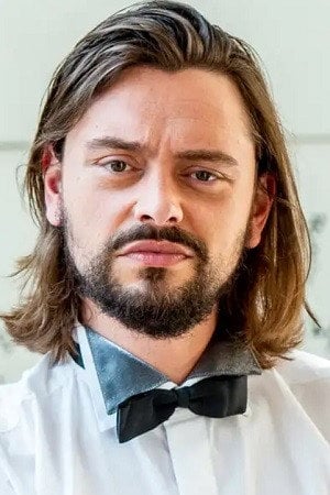 Photo of Gover Meit from the Latest Netflix gallery
