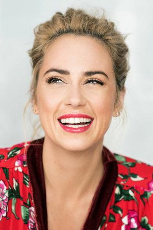 Photo of Valérie Roberts from the Latest Netflix gallery